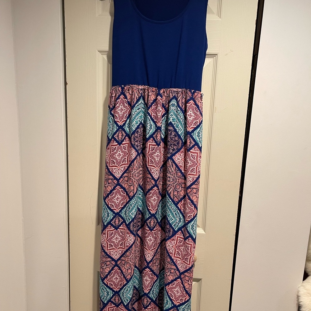 Xhilaration Size:M Blue Long Length Strap Dress.